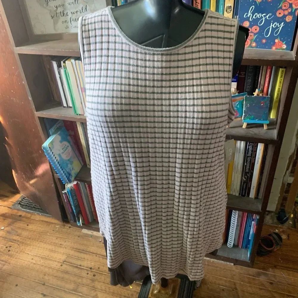 Chico’s pink & gray striped sleeveless lounge wear 2 tunic